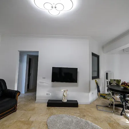 Apartmán Apartament Deluxe Solid Butoaie