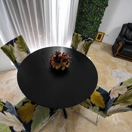 Apartament Deluxe Solid Butoaie Apartmán Mamaia